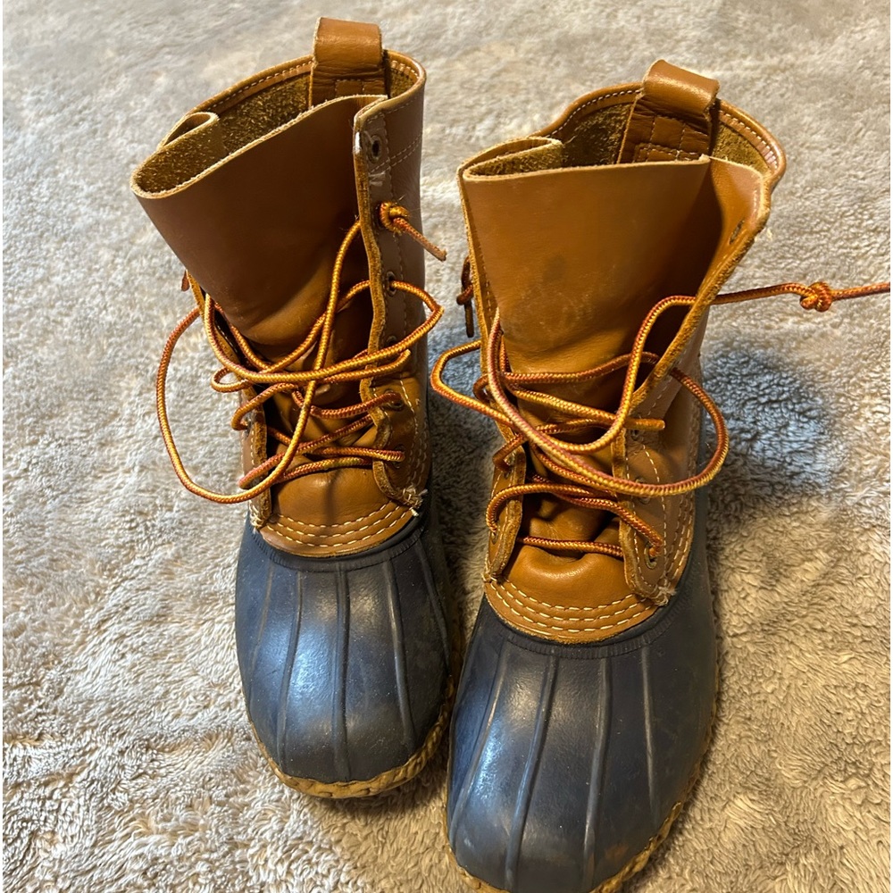 Bean boots